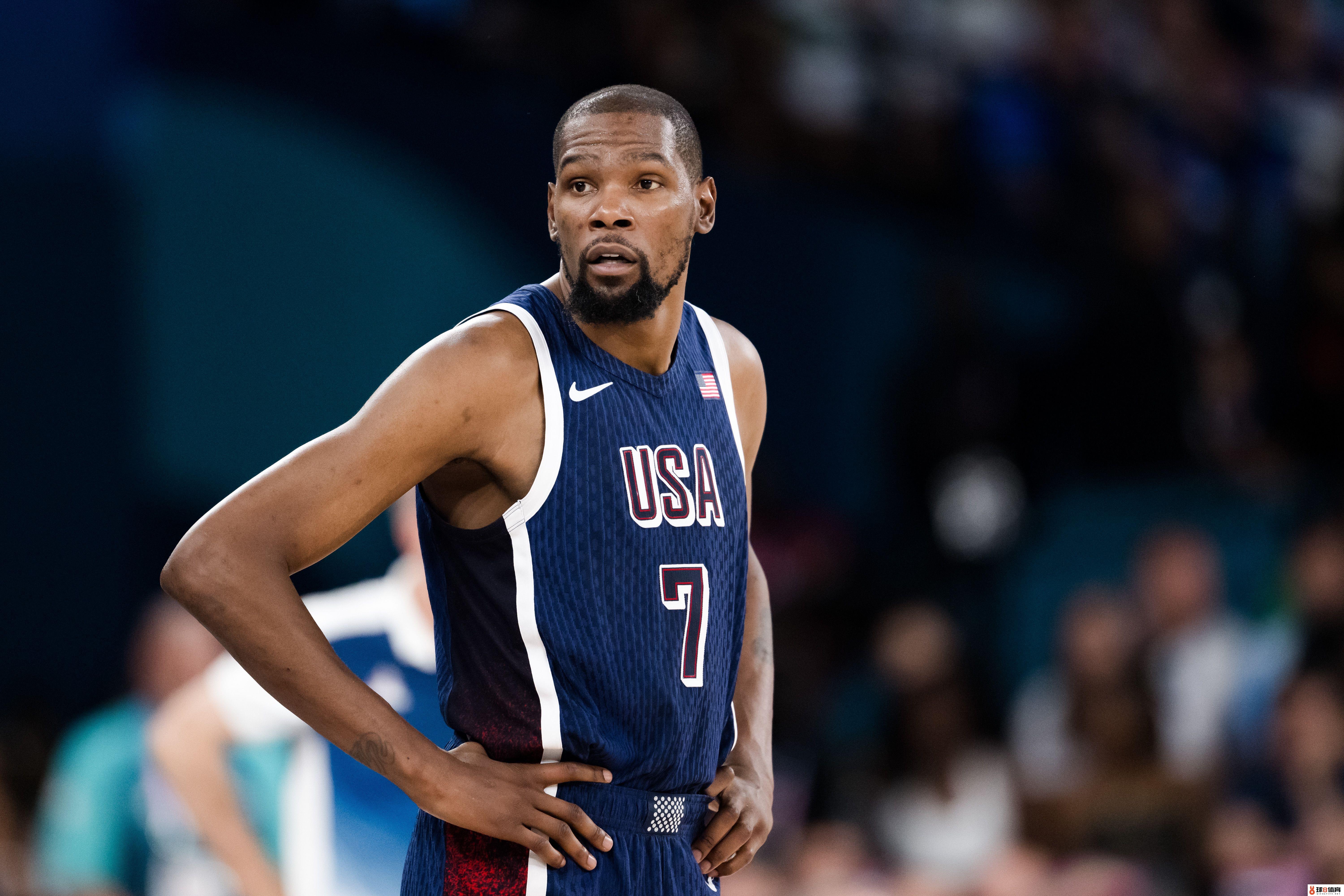 KD：夏天大部分都在个人练习 通常在这个时刻开端打练习赛找节奏